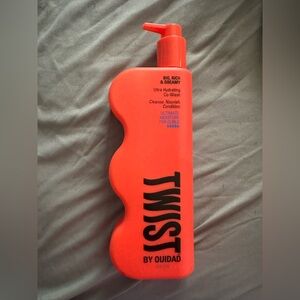 New Twist By Ouidad Ultra Hydrating Co-Wash 16 Oz